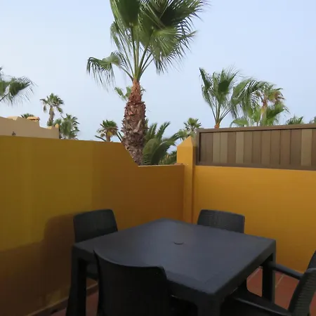 Apartament Gino House *