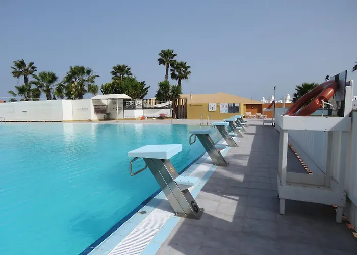 Gino House דירה *